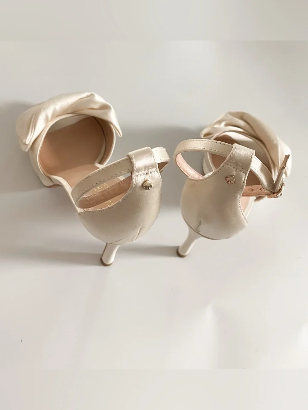 Kate Spade Ivory Luxe Satin Bow Leather Peep Toe Heels Bridal Wedding Elopement